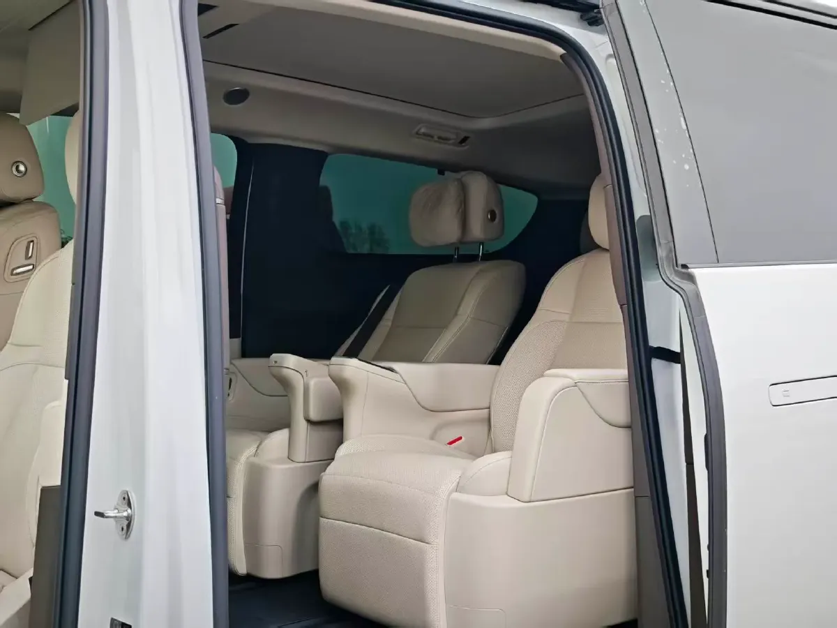 2024 Li MEGA BEV 102.7KWH,autocango,china used car exporter,china ev exporter,chinese used car exporter,chinese used ev exporter