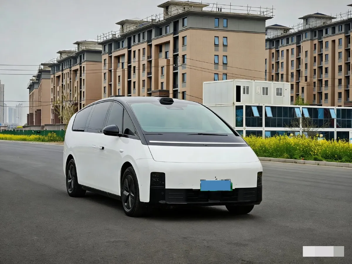 2024 Li MEGA BEV 102.7KWH,autocango,china used car exporter,china ev exporter,chinese used car exporter,chinese used ev exporter