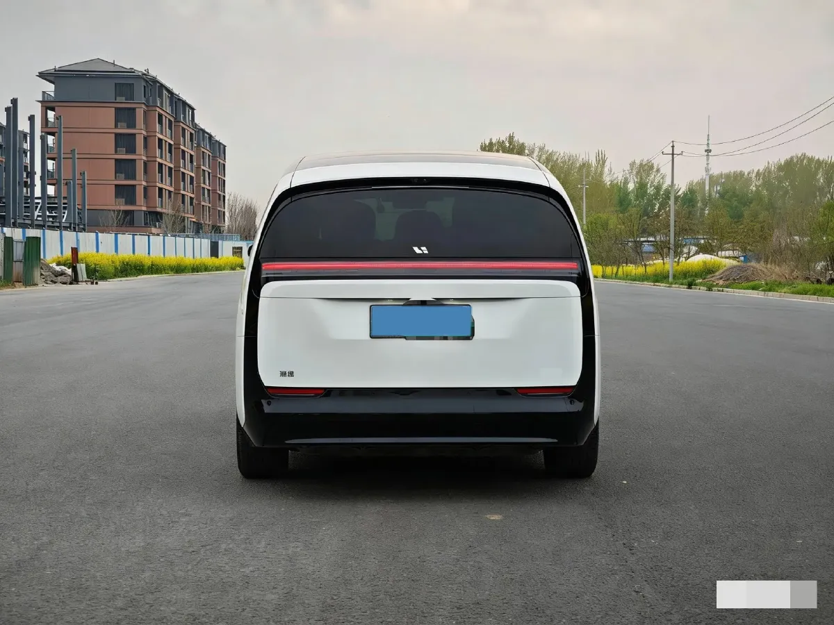 2024 Li MEGA BEV 102.7KWH,autocango,china used car exporter,china ev exporter,chinese used car exporter,chinese used ev exporter