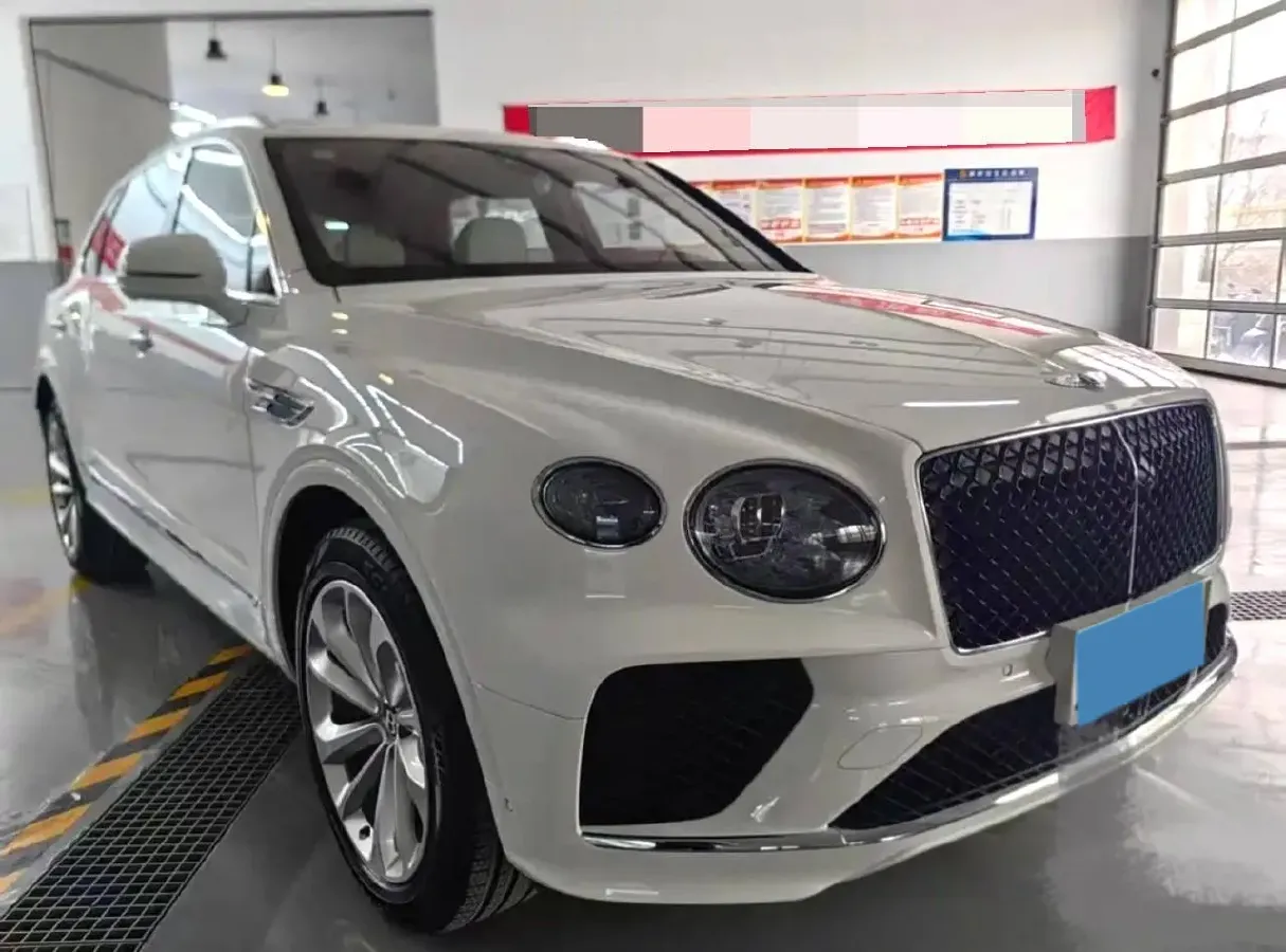 2024 Bentley Bentayga 4.0T 550HP V8 8AT,autocango,china used car exporter,china ev exporter,chinese used car exporter,chinese used ev exporter