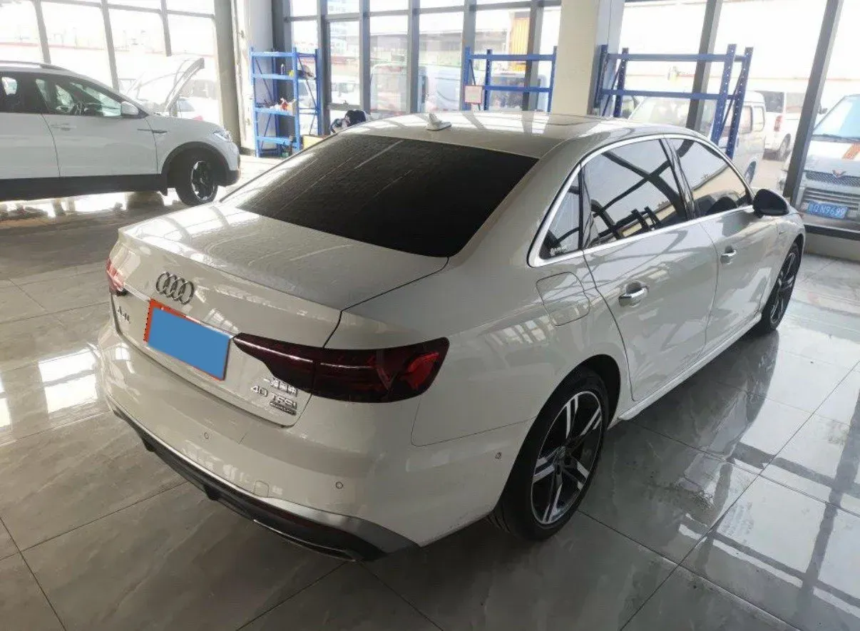 2020 Audi A4L 2.0T 190HP L4 7DCT,autocango,china used car exporter,china ev exporter,chinese used car exporter,chinese used ev exporter
