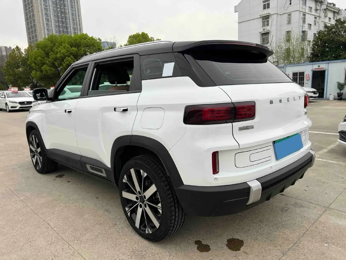 2023 Geely ICON 1.5T 181HP L4 7DCT,autocango,china used car exporter,china ev exporter,chinese used car exporter,chinese used ev exporter