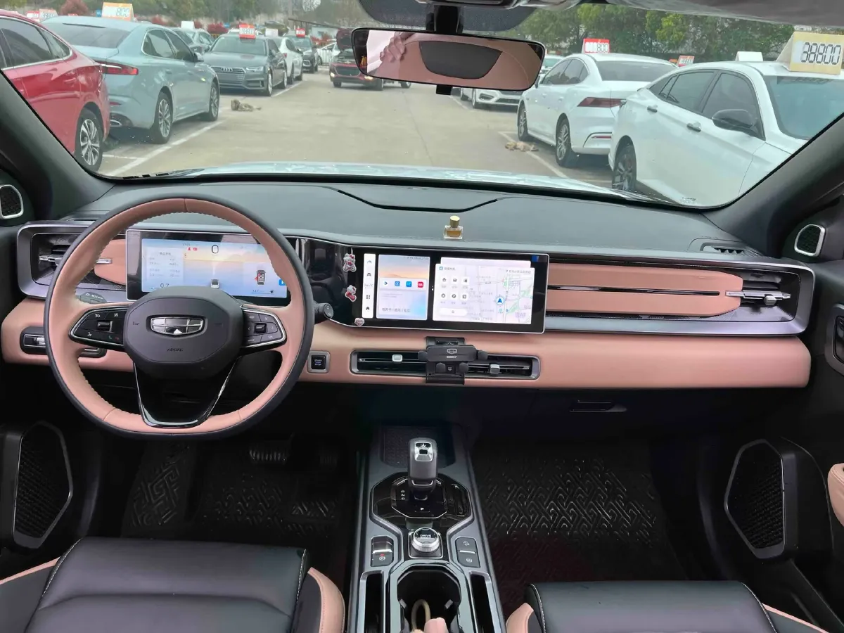 2023 Geely ICON 1.5T 181HP L4 7DCT,autocango,china used car exporter,china ev exporter,chinese used car exporter,chinese used ev exporter