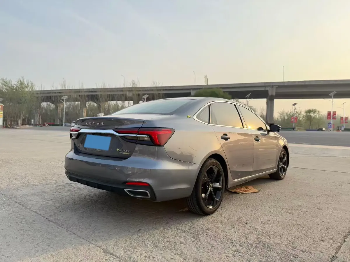 2020 Roewe i6 MAX 1.5T 169HP L4 AMT PHEV,autocango,china used car exporter,china ev exporter,chinese used car exporter,chinese used ev exporter