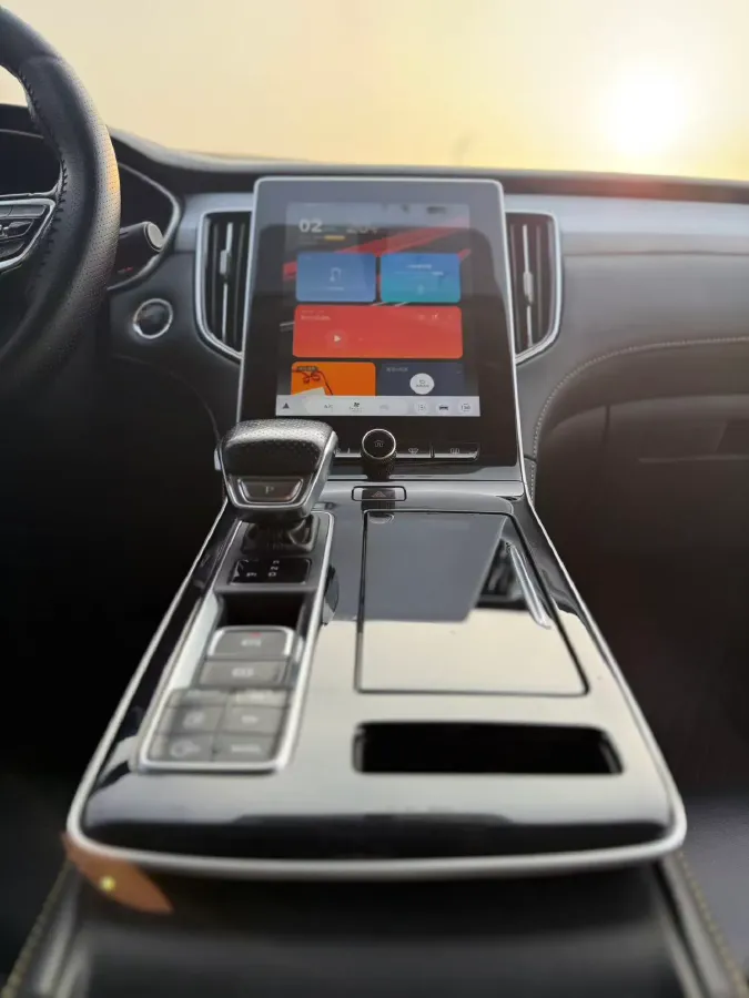 2020 Roewe i6 MAX 1.5T 169HP L4 AMT PHEV,autocango,china used car exporter,china ev exporter,chinese used car exporter,chinese used ev exporter