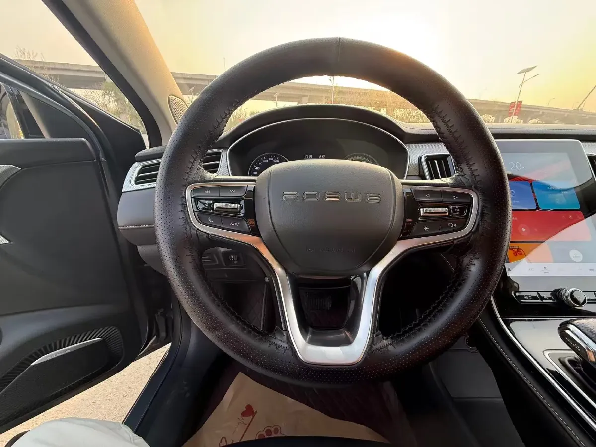 2020 Roewe i6 MAX 1.5T 169HP L4 AMT PHEV,autocango,china used car exporter,china ev exporter,chinese used car exporter,chinese used ev exporter