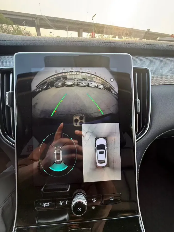 2020 Roewe i6 MAX 1.5T 169HP L4 AMT PHEV,autocango,china used car exporter,china ev exporter,chinese used car exporter,chinese used ev exporter