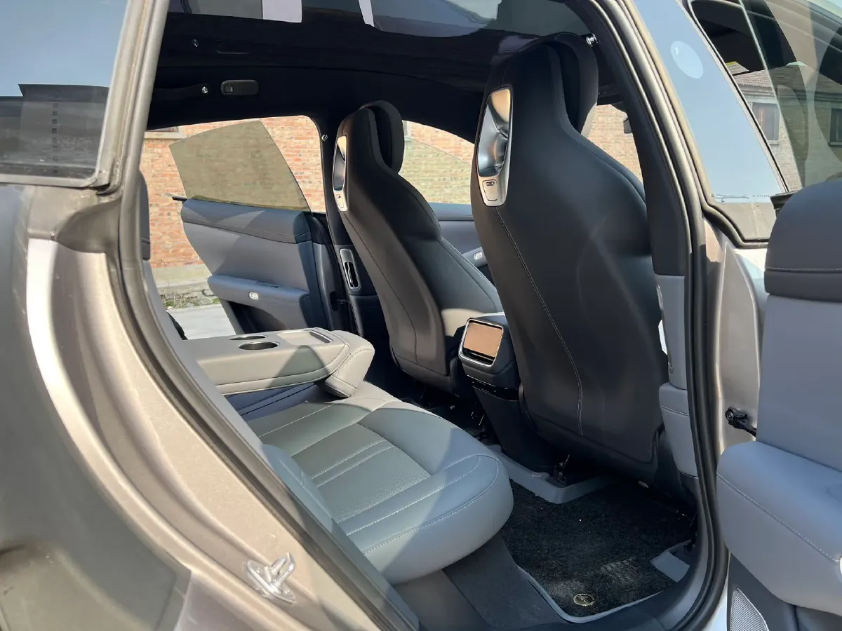 2025 MI YU7 BEV 96.3KWH,autocango,china used car exporter,china ev exporter,chinese used car exporter,chinese used ev exporter