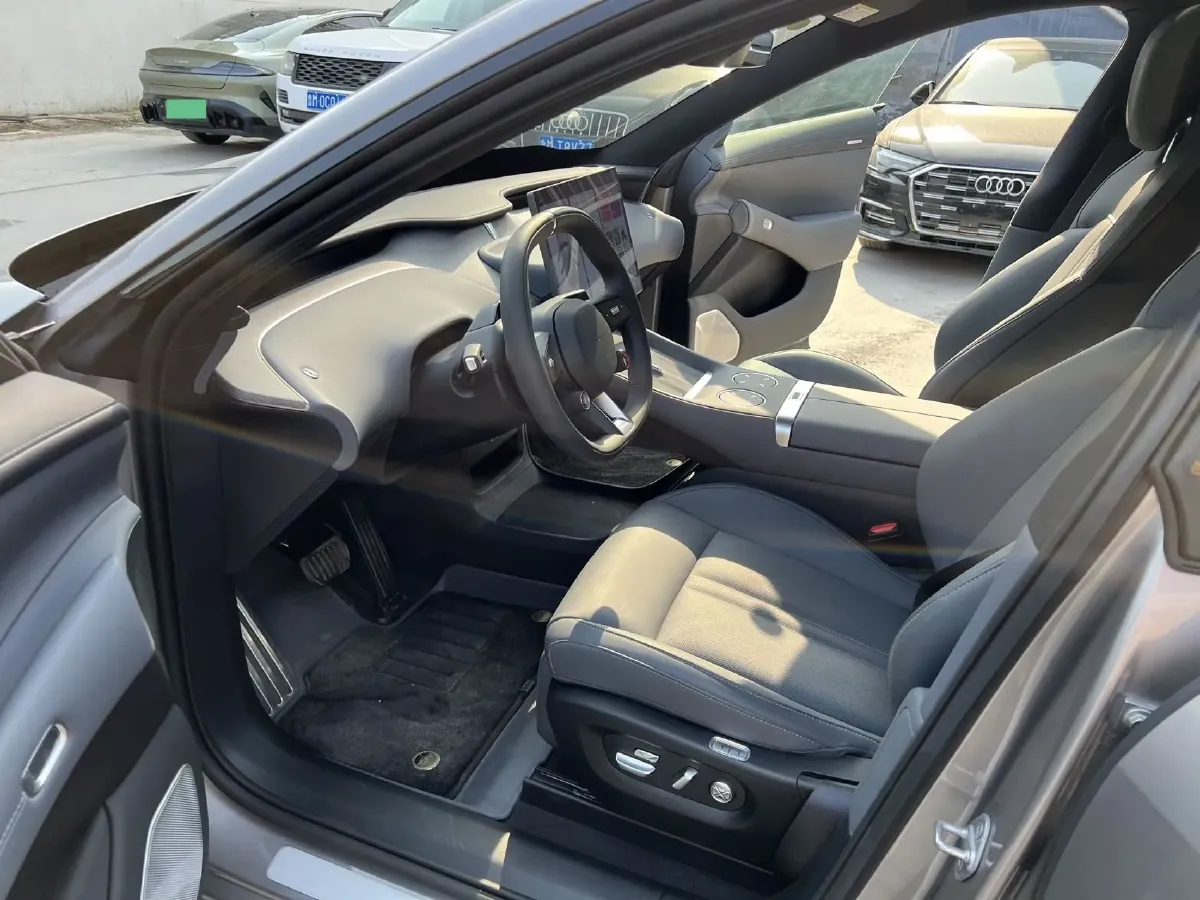 2025 MI YU7 BEV 96.3KWH,autocango,china used car exporter,china ev exporter,chinese used car exporter,chinese used ev exporter