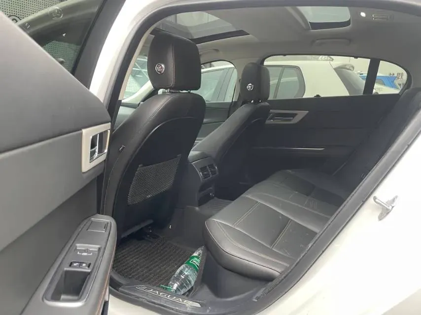 2019 Land Rover Discovery Sport 2.0T 200HP L4 9AT,autocango,china used car exporter,china ev exporter,chinese used car exporter,chinese used ev exporter