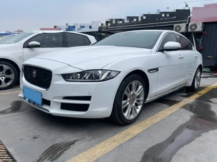 2019 Land Rover Discovery Sport 2.0T 200HP L4 9AT,autocango,china used car exporter,china ev exporter,chinese used car exporter,chinese used ev exporter