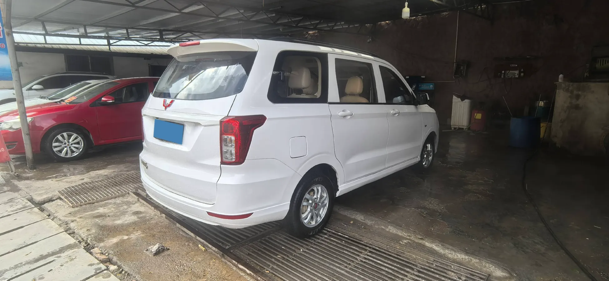 2019 WuLing HongGuang 1.5L 99HP L4 6MT,autocango,china used car exporter,china ev exporter,chinese used car exporter,chinese used ev exporter