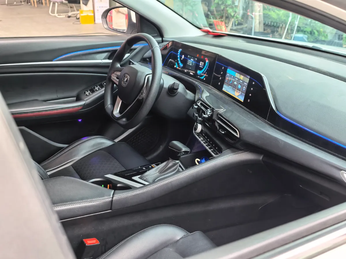 2019 ChangAn Eado 1.4T 158HP L4 7DCT,autocango,china used car exporter,china ev exporter,chinese used car exporter,chinese used ev exporter