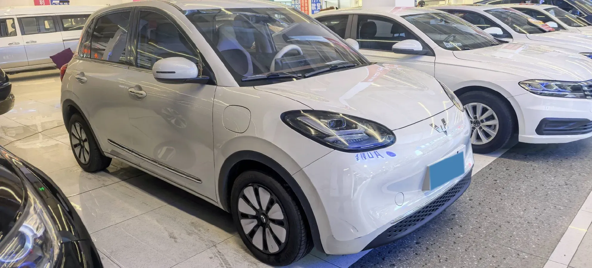 2023 WuLing BinGuo BEV 31.9KWH,autocango,china used car exporter,china ev exporter,chinese used car exporter,chinese used ev exporter