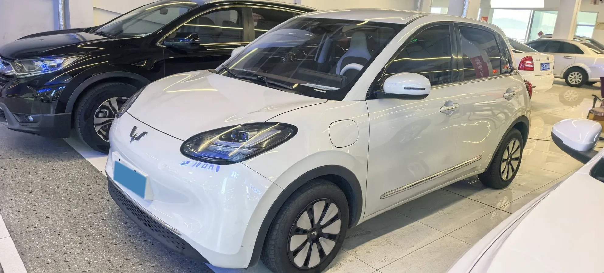 2023 WuLing BinGuo BEV 31.9KWH,autocango,china used car exporter,china ev exporter,chinese used car exporter,chinese used ev exporter