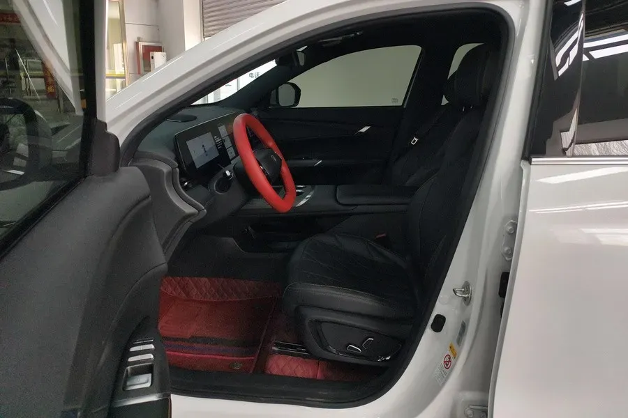 2025 ChangAn CS75 Plus 1.5T 192HP L4 8AT,autocango,china used car exporter,china ev exporter,chinese used car exporter,chinese used ev exporter