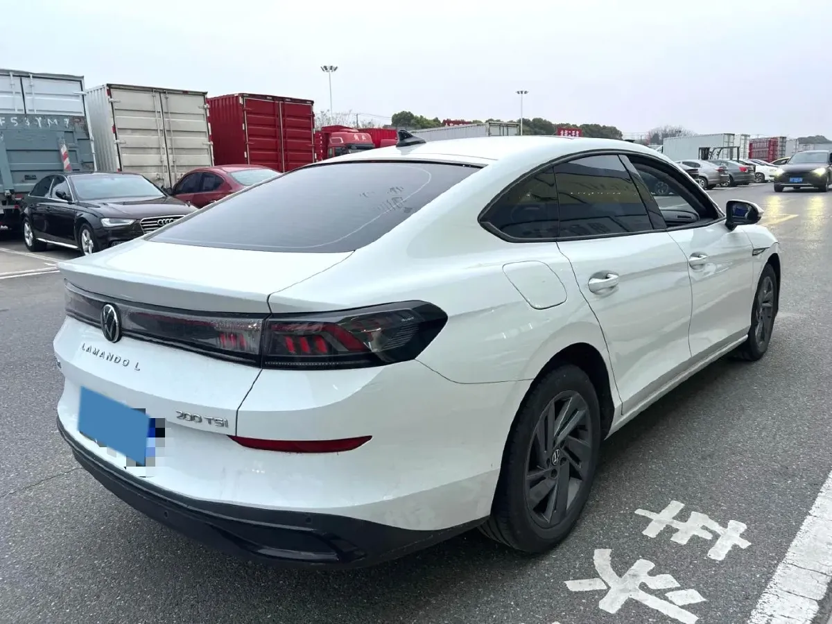 2024 Volkswagen Lamando 1.2T 116HP L4 7DCT,autocango,china used car exporter,china ev exporter,chinese used car exporter,chinese used ev exporter