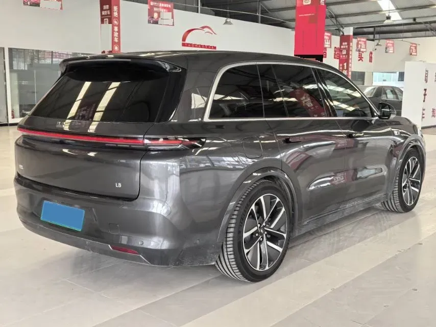 2024 Toyota Granvia 2.5L 189HP L4 E-CVT Hybrid,autocango,china used car exporter,china ev exporter,chinese used car exporter,chinese used ev exporter