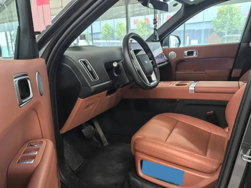 2024 Toyota Granvia 2.5L 189HP L4 E-CVT Hybrid,autocango,china used car exporter,china ev exporter,chinese used car exporter,chinese used ev exporter