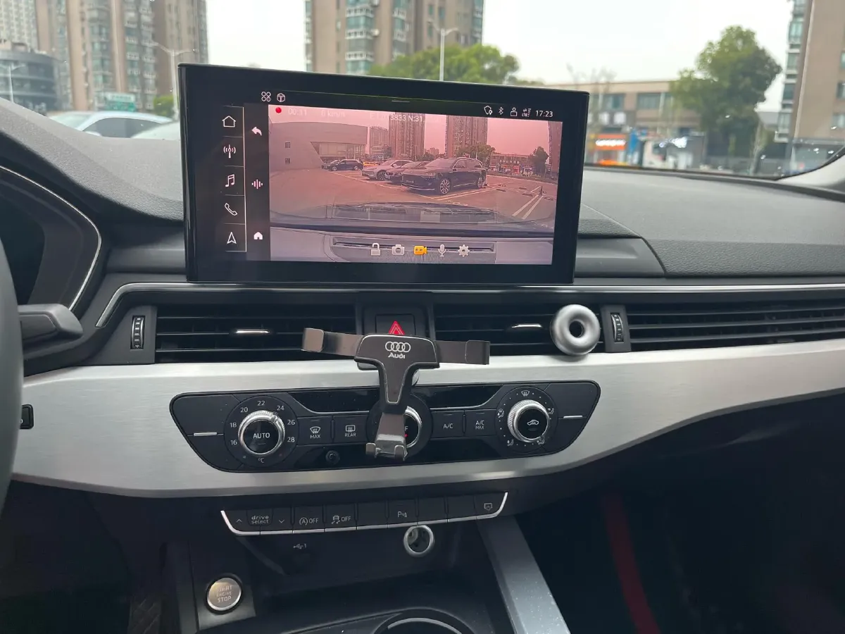 2020 Audi A4L 2.0T 190HP L4 7DCT,autocango,china used car exporter,china ev exporter,chinese used car exporter,chinese used ev exporter