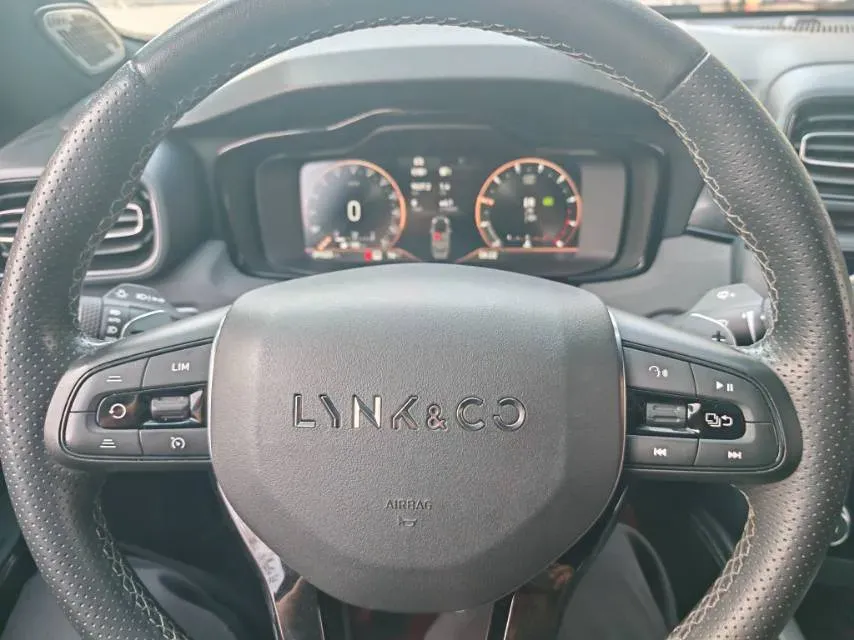 2021 LYNK&CO 03 1.5T 180HP L3 7DCT,autocango,china used car exporter,china ev exporter,chinese used car exporter,chinese used ev exporter