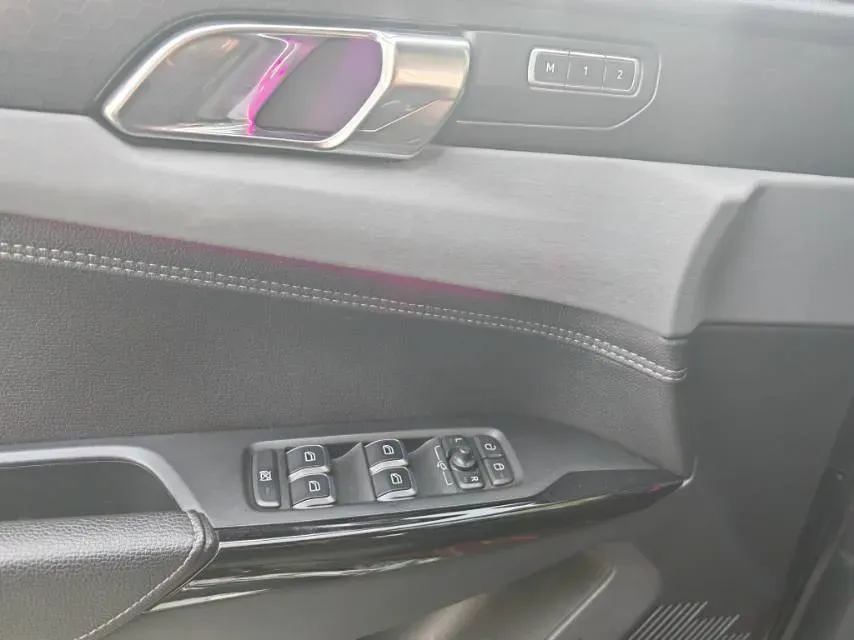 2021 LYNK&CO 03 1.5T 180HP L3 7DCT,autocango,china used car exporter,china ev exporter,chinese used car exporter,chinese used ev exporter