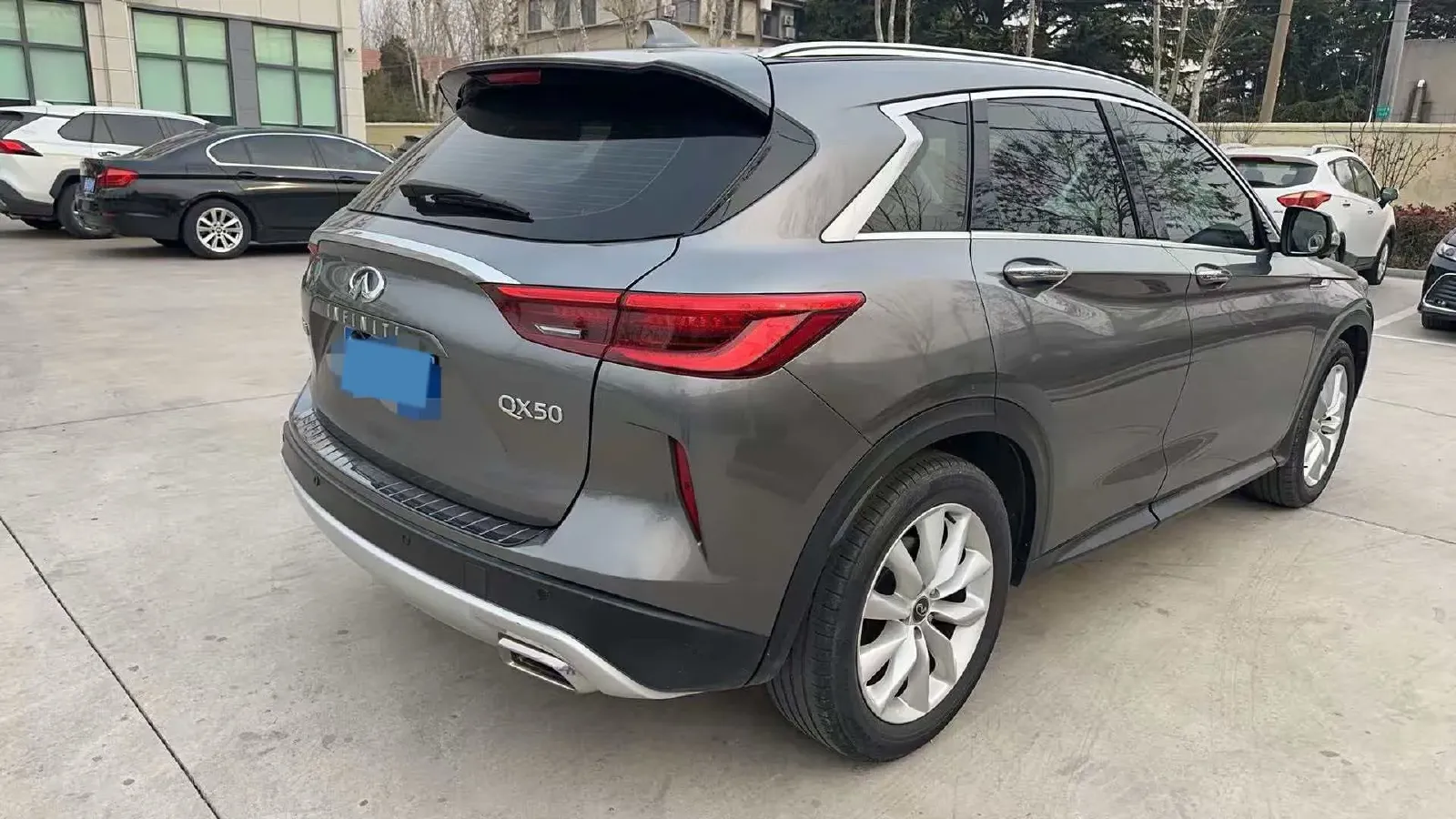 2020 Infiniti QX50 2.0T 245HP L4 CVT,autocango,china used car exporter,china ev exporter,chinese used car exporter,chinese used ev exporter