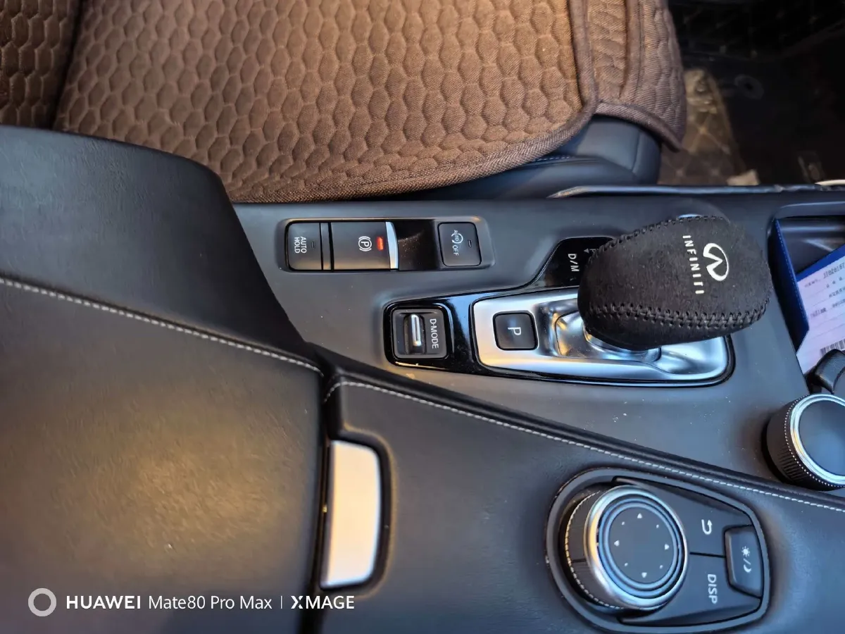 2020 Infiniti QX50 2.0T 245HP L4 CVT,autocango,china used car exporter,china ev exporter,chinese used car exporter,chinese used ev exporter