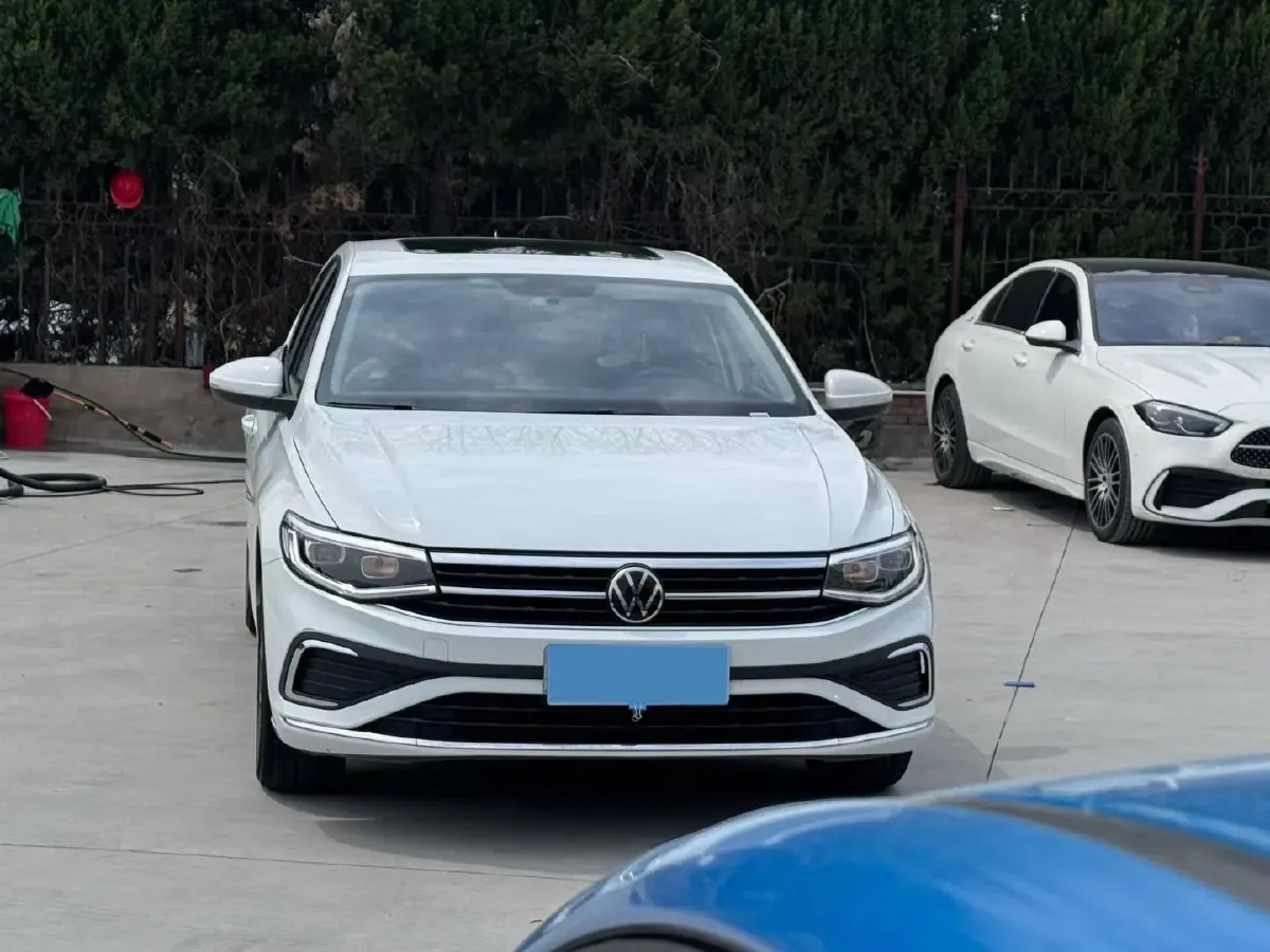 2024 Volkswagen Bora 1.2T 116HP L4 7DCT,autocango,china used car exporter,china ev exporter,chinese used car exporter,chinese used ev exporter