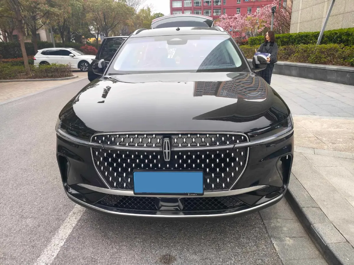2023 Lincoln Nautilus 2.0T 261HP L4 8AT,autocango,china used car exporter,china ev exporter,chinese used car exporter,chinese used ev exporter