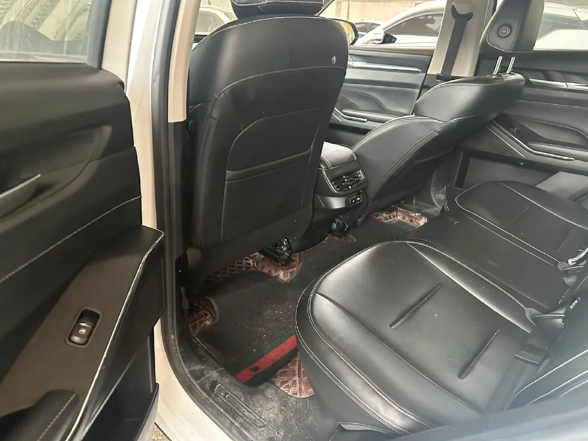 2021 Haval H6 2.0T 211HP L4 7DCT,autocango,china used car exporter,china ev exporter,chinese used car exporter,chinese used ev exporter