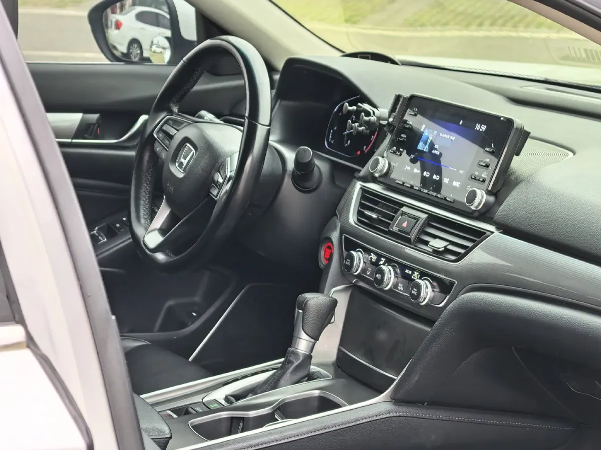 2018 Honda Accord 1.5T 194HP L4 CVT,autocango,china used car exporter,china ev exporter,chinese used car exporter,chinese used ev exporter