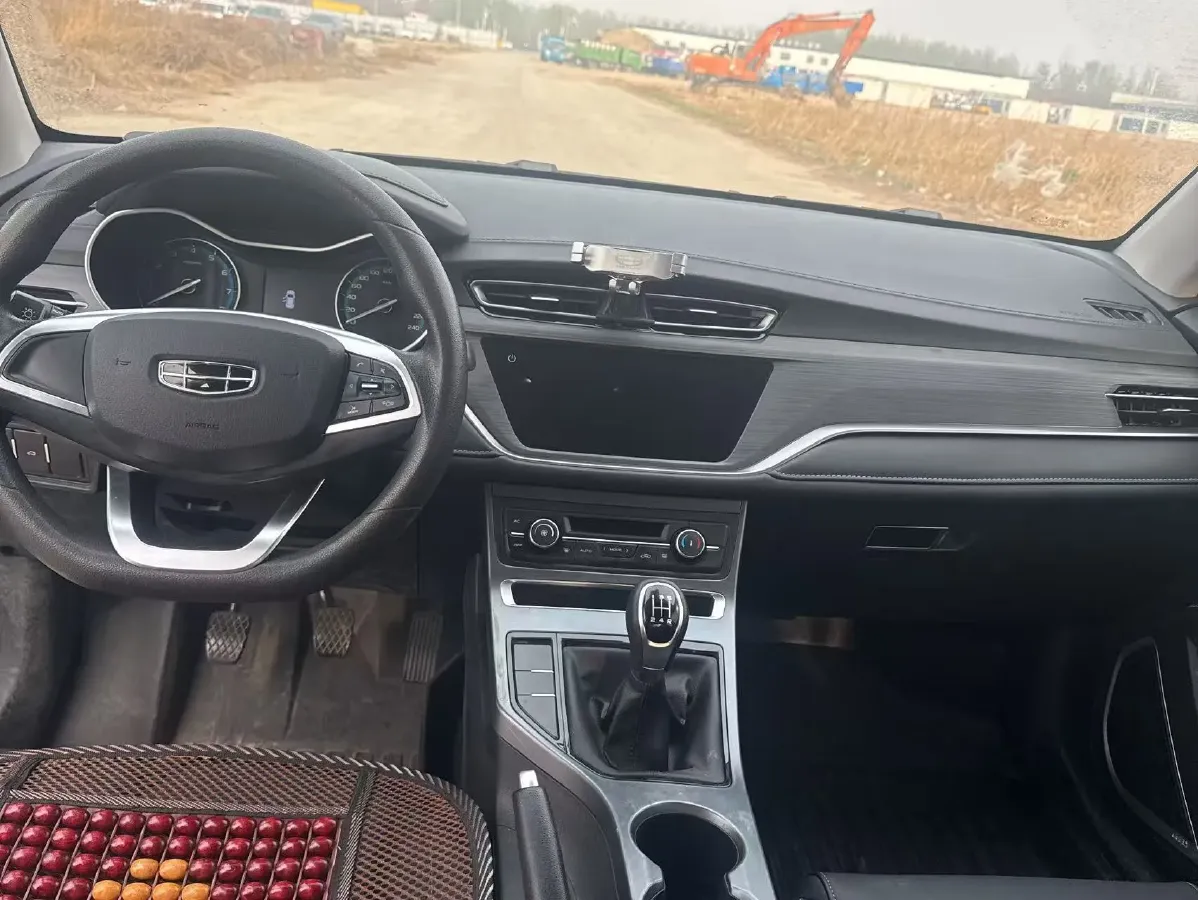 2020 Geely Emgrand 1.5L 109HP L4 5MT,autocango,china used car exporter,china ev exporter,chinese used car exporter,chinese used ev exporter