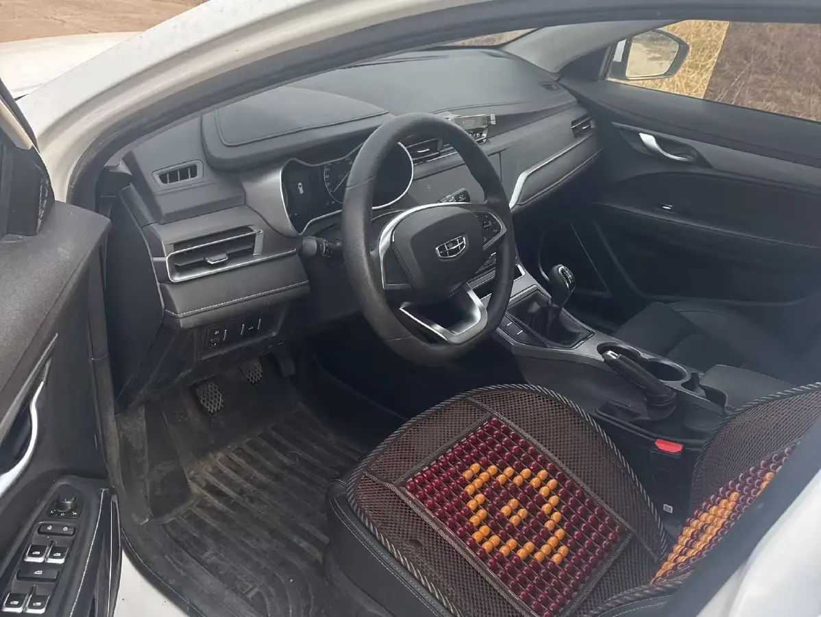 2020 Geely Emgrand 1.5L 109HP L4 5MT,autocango,china used car exporter,china ev exporter,chinese used car exporter,chinese used ev exporter