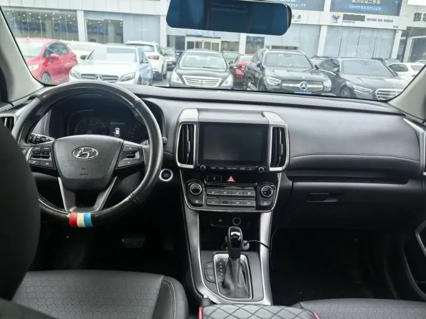 2018 Hyundai ix35 2.0L 160HP L4 6AT,autocango,china used car exporter,china ev exporter,chinese used car exporter,chinese used ev exporter