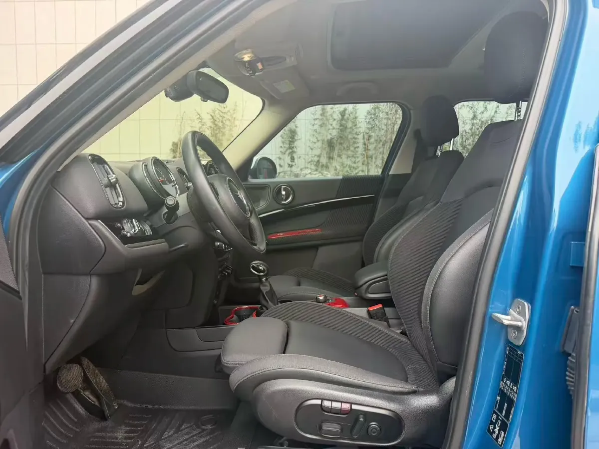 2018 Infiniti QX30 1.6T 156HP L4 7DCT,autocango,china used car exporter,china ev exporter,chinese used car exporter,chinese used ev exporter