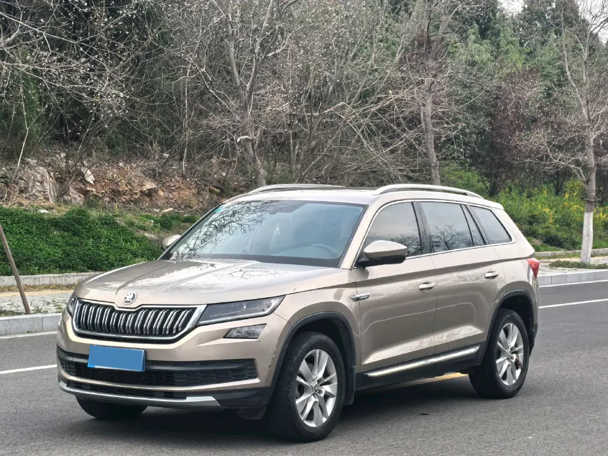2018 Skoda Kodiak 1.8T 180HP L4 7DCT,autocango,china used car exporter,china ev exporter,chinese used car exporter,chinese used ev exporter