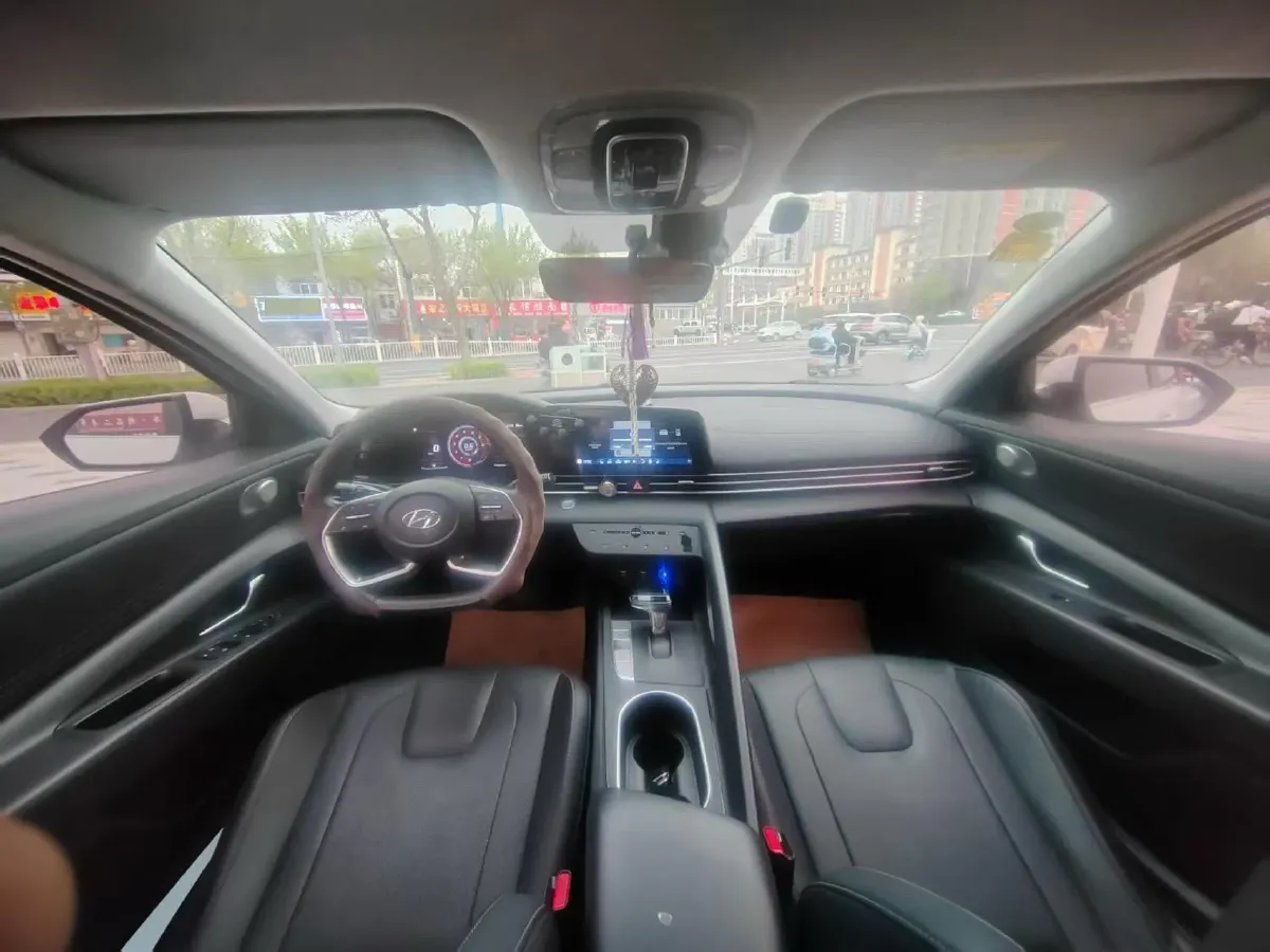 2021 Hyundai Elantra 1.5L 115HP L4 CVT,autocango,china used car exporter,china ev exporter,chinese used car exporter,chinese used ev exporter