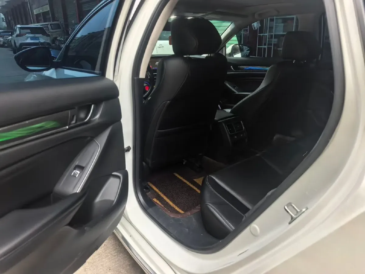 2022 Honda Accord 1.5T 194HP L4 CVT,autocango,china used car exporter,china ev exporter,chinese used car exporter,chinese used ev exporter