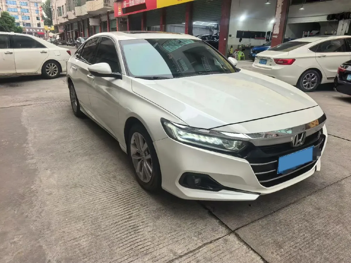 2022 Honda Accord 1.5T 194HP L4 CVT,autocango,china used car exporter,china ev exporter,chinese used car exporter,chinese used ev exporter