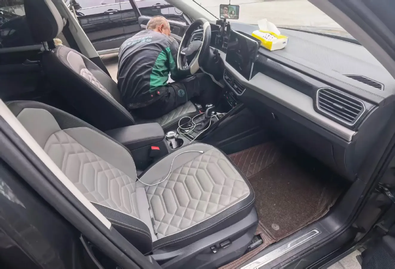 2023 Volkswagen Tayron 1.5T 160HP L4 7DCT,autocango,china used car exporter,china ev exporter,chinese used car exporter,chinese used ev exporter