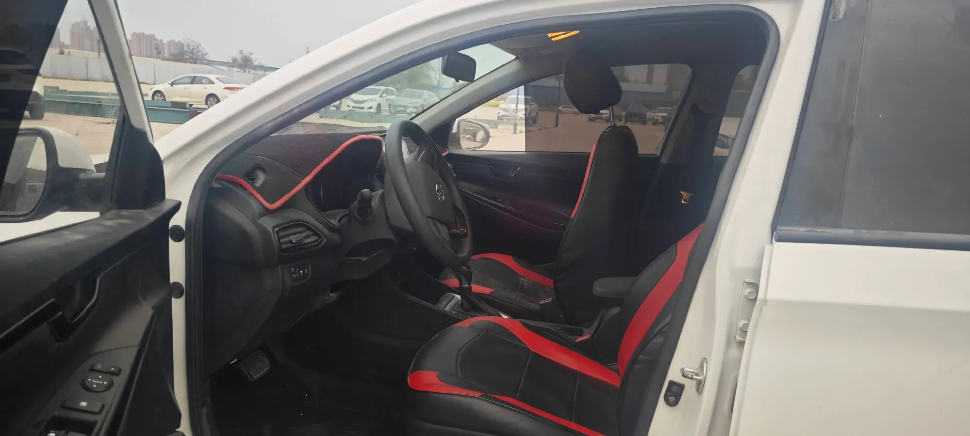 2020 Hyundai Celesta 1.6L 123HP L4 6AT,autocango,china used car exporter,china ev exporter,chinese used car exporter,chinese used ev exporter