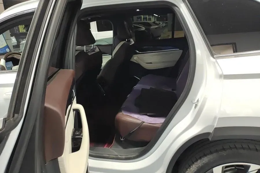 2021 Geely Monjaro 2.0T 238HP L4 8AT,autocango,china used car exporter,china ev exporter,chinese used car exporter,chinese used ev exporter