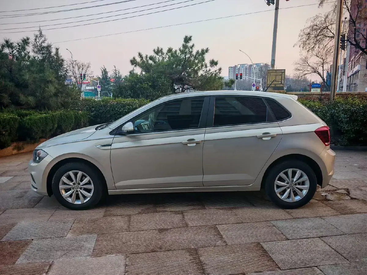 2019 Volkswagen Polo 1.5L 113HP L4 6AT,autocango,china used car exporter,china ev exporter,chinese used car exporter,chinese used ev exporter