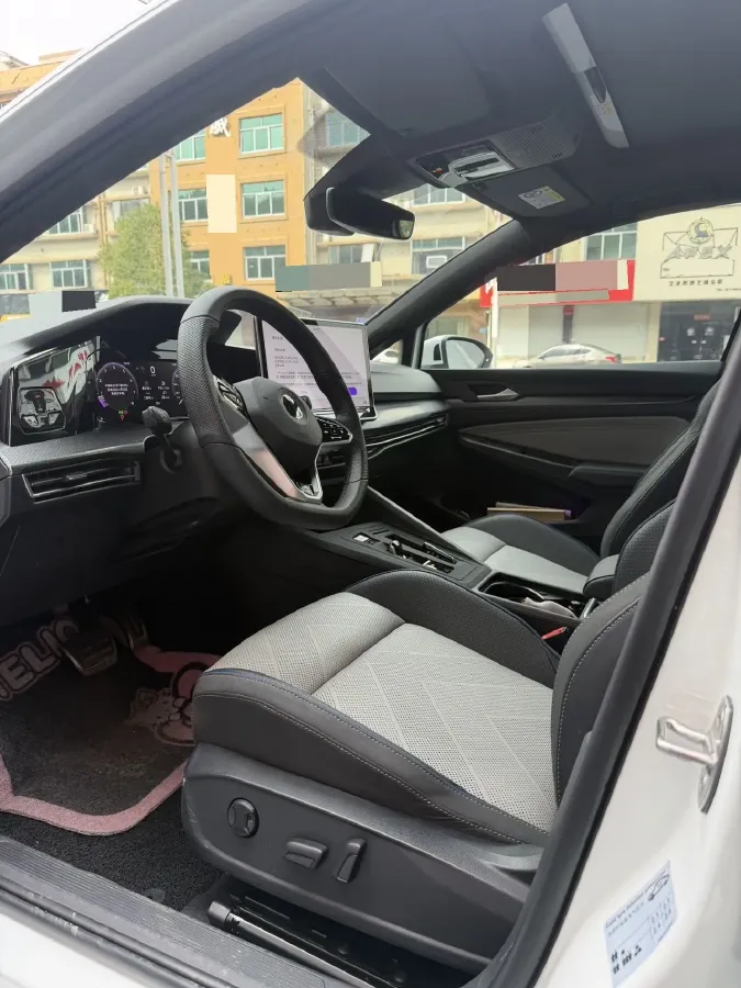 2025 Volkswagen Golf 1.5T 160HP L4 7DCT,autocango,china used car exporter,china ev exporter,chinese used car exporter,chinese used ev exporter