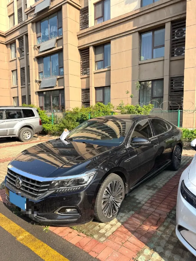 2019 Skoda Kodiak 2.0T 186HP L4 7DCT,autocango,china used car exporter,china ev exporter,chinese used car exporter,chinese used ev exporter