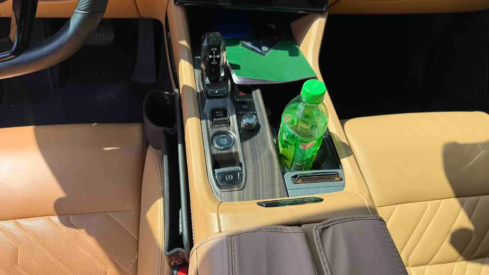 2021 LYNK&CO 09 EM-P 2.0T 254HP L4 8AT PHEV 18.83KWH,autocango,china used car exporter,china ev exporter,chinese used car exporter,chinese used ev exporter