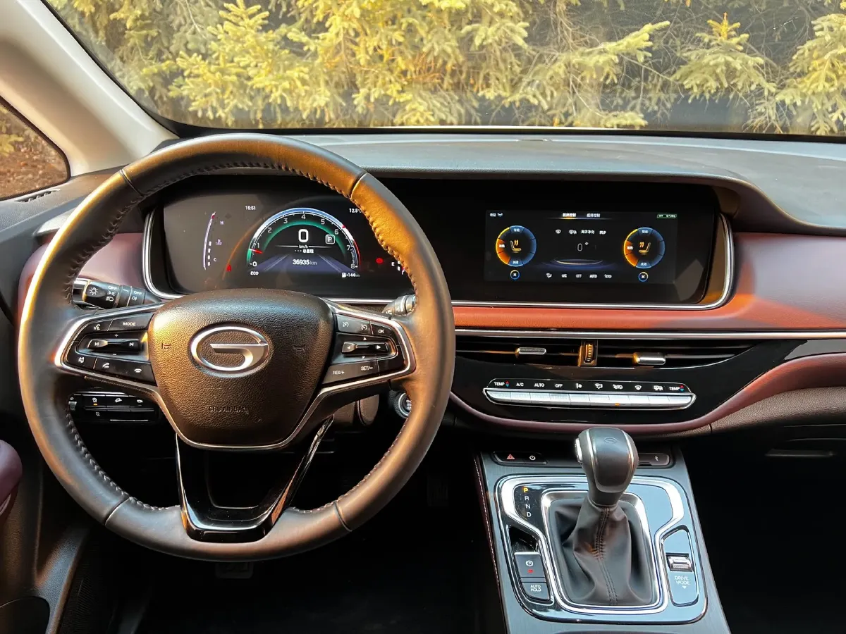 2021 GAC Trumpchi M6 1.5T 169HP L4 7DCT,autocango,china used car exporter,china ev exporter,chinese used car exporter,chinese used ev exporter