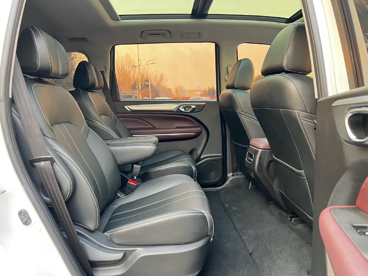 2021 GAC Trumpchi M6 1.5T 169HP L4 7DCT,autocango,china used car exporter,china ev exporter,chinese used car exporter,chinese used ev exporter