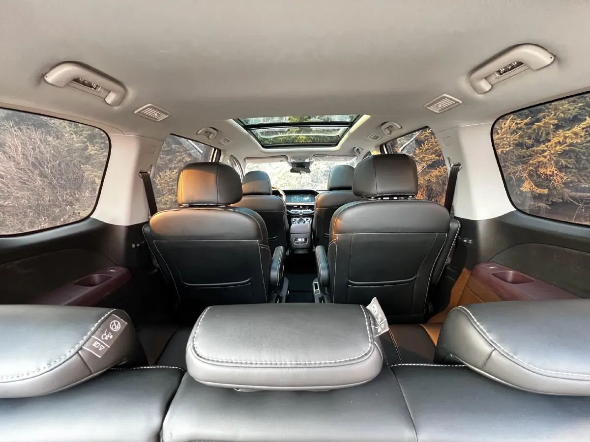 2021 GAC Trumpchi M6 1.5T 169HP L4 7DCT,autocango,china used car exporter,china ev exporter,chinese used car exporter,chinese used ev exporter